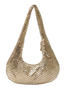 Sac sous les bras en maille métallique dorée avec silhouette en croissant et fermeture