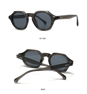 Double vue de lunettes de soleil carrées gris transparent avec rivets argentés et verres foncés