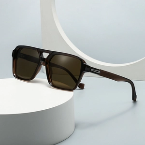 Square Aviator Sunglasses Men Women UV400 Protection Retro Large Frame PC Lens Fashion Double Bridge Metal Decoration