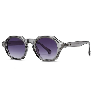 Lunettes de soleil carrées gris translucide avec verres dégradés violets et étoiles