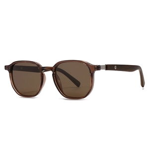 Retro polarized sunglasses with dark brown resin frame and wooden textured temples