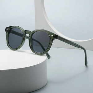 Round Frame Sunglasses PC Material UV400 Protection Retro Vintage Style Fashion Eyewear Unisex Rivet Detail Modern
