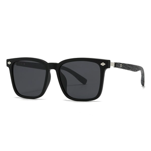 Polarized sunglasses with black square frames and wood texture temples for men and women
