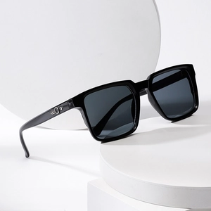 Occhiali Da Sole Quadrati Protezione UV400 Montatura Grande Plastica Metallo Retro Moda Per Uomini Donne All'aperto