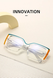 Détail de lunettes anti-lumière bleue avec accents colorés et monture transparente chic