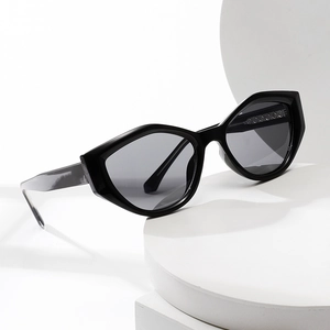 Lunettes De Soleil Carrées Œil De Chat Tendance UV400 Verre PC Monture Plastique Métal Surdimensionné Géométrique Rétro