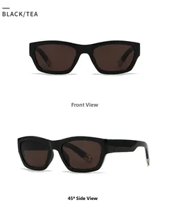 Vues de face et de côté de lunettes de soleil carrées noires avec verres teintés thé