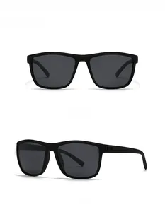 Lunettes de soleil sport polarisées avec monture noire texture carbone et verres gris