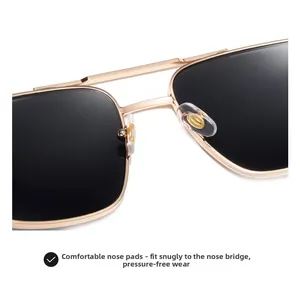 Détail des plaquettes de nez en silicone sur lunettes dorées pour un confort optimal