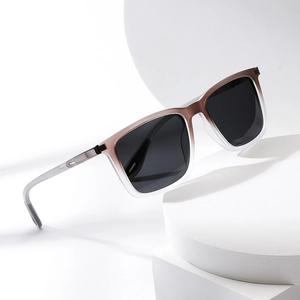 Square Sunglasses Plastic Metal Frame UV400 Protection Fashion Retro Oversized Shade Eyewear For Men Women