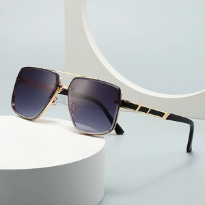 Lunettes De Soleil Carrées Vintage Monture En Métal Double Pont Protection UV400 Lunettes De Style Urbain Hommes Femmes