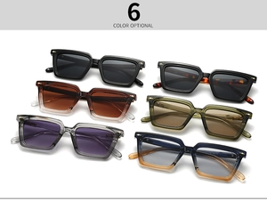 Seis gafas de sol retro con montura cuadrada gruesa y detalles metálicos de flecha