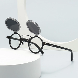 Retro steampunk round flip-up sunglasses with black frame and grey double lenses