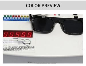 Lunettes de soleil carrées noires soumises à un test professionnel de protection UV400