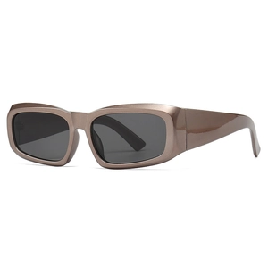 Modern rectangular sunglasses with wide temples and Y2K aesthetic in coffee brown finish