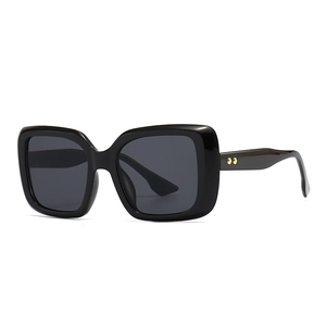 Moderne Vintage Quadratische Sonnenbrille Für Damen Herren UV400 Schutz Kunststoff Großer Rahmen INS Fashion Shades Für Reisen