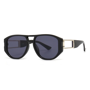 Retro Quadratische Sonnenbrille Großer Geometrischer Rahmen UV400 Schutz Hohlmetallbügel Mode INS Stil