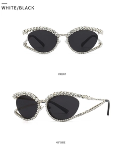 Vues détaillées de face et de côté de lunettes œil-de-chat ornées de strass luxueux