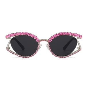 Lunettes de soleil œil de chat avec strass roses et monture en métal argenté femme