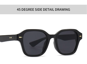 Vue latérale à 45 degrés de lunettes de soleil rétro noires avec rivets dorés