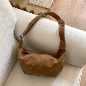 Women Crescent Crossbody Bag PU Leather Contrast Stitching Retro Commuter Shoulder Large Capacity Dumpling Bag