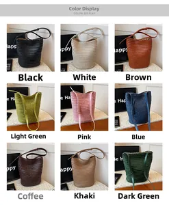 Detailed overview of nine color options for the handcrafted woven bucket shoulder bag