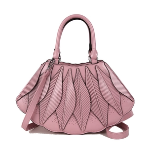 Rosa Lederhandtasche mit blattförmigem Lagendesign und abnehmbarem Schultergurt