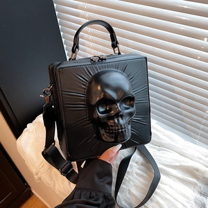 Gothic 3D Skull Relief Square Crossbody Bag Black PU Leather Punk Rock Style Shoulder Handbag For Women Unique Box Bag