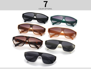 Lunettes de soleil oversize monobloc disponibles en sept couleurs de verres dégradés