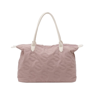 Pink quilted tote bag with S-letter pattern and white handles for commuting