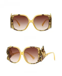 Front and 45-degree side views of square tea gradient sunglasses with tortoiseshell accents