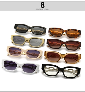 Detailed display of 8 colors of vintage square sunglasses with metal chain design on temples