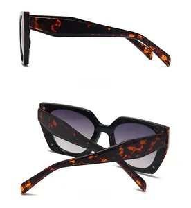 Detailed side and back views of tortoiseshell square sunglasses with thick acetate frames