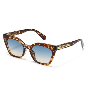 Lunettes De Soleil Yeux De Chat Rétro Monture PC Avec Temples En Chaîne Métallique Dorée UV400 Mode Pour Femmes