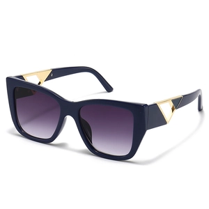 Fashion square butterfly sunglasses with dark blue frame and purple gradient lenses