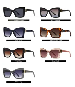 Assortiment de lunettes œil de chat avec ornements papillon et sept coloris variés