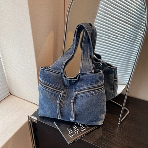 Women Washed Denim Tote Bag Large Capacity Casual Underarm Shoulder Bag With Double Zipper Pockets Tassel Retro Fashion
