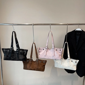 Sacs à main rétro grande capacité en noir, marron, rose et blanc avec œillets