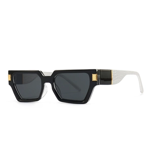 Fashion square butterfly sunglasses with black frame and white snakeskin texture arms