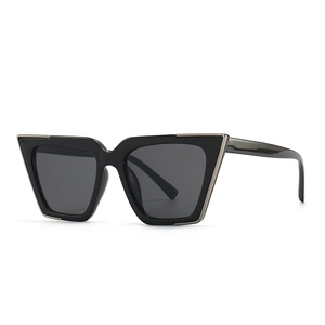 Cat Eye Sunglasses Women Trendy Oversized PC Frame Metal Decor UV Protection Retro Square Eyewear INS Style