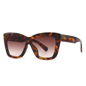 Lunettes de soleil œil de chat vintage écaillées avec verres dégradés marron