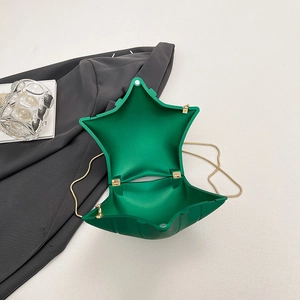 Pochette étoile verte en acrylique avec chaîne dorée pour femme, sac à main mat et tendance