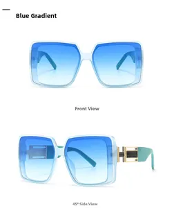 Detailansicht der quadratischen blauen Sonnenbrille mit goldenen geometrischen Bügelakzenten