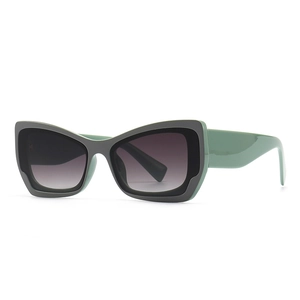 Butterfly Cat Eye Sunglasses Retro PC Frame UV400 Protection Trendy Street Style Eyewear For Women Modern Fashionable