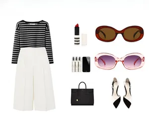 Flat lay di occhiali da sole ovali retrò con outfit alla moda e accessori di lusso