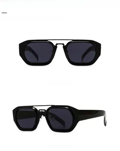 Vorder- und Seitenansicht der modernen Retro-Quadrat-Sonnenbrille mit schwarzem Rahmen