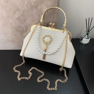 Baroque Retro Women Handbag PU Leather Litchi Pattern Kiss Lock Evening Bag With Faux Artificial Pearl Handle And Metal Chain Strap