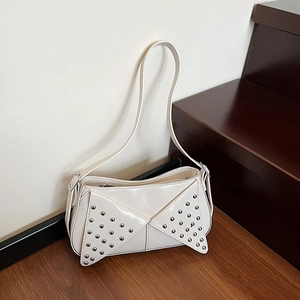 Sac À Épaule Femme Cuir PU Rivets Métalliques Rabat Géométrique Punk Y2K Sac À Bandoulière Main Style De Rue