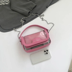 Borsa a mano rosa semitrasparente in gelatina con catena d'argento e manico da donna