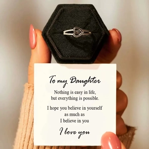 Bague double cœur en argent avec zircons dans un coffret cadeau avec carte pour fille